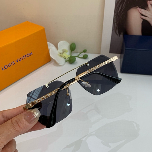 ルイヴィトンサングラス背面デザイン